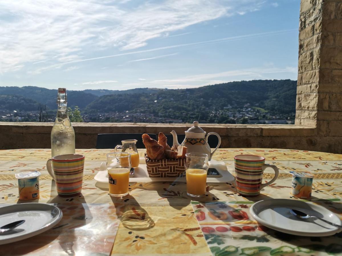 Le Senechal Bed and Breakfast Villefranche-de-Rouergue Εξωτερικό φωτογραφία
