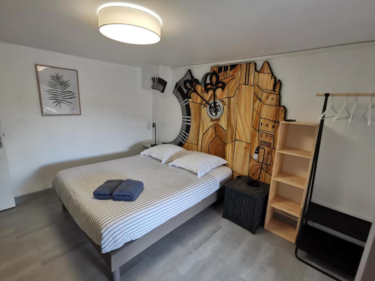 Le Senechal Bed and Breakfast Villefranche-de-Rouergue Εξωτερικό φωτογραφία