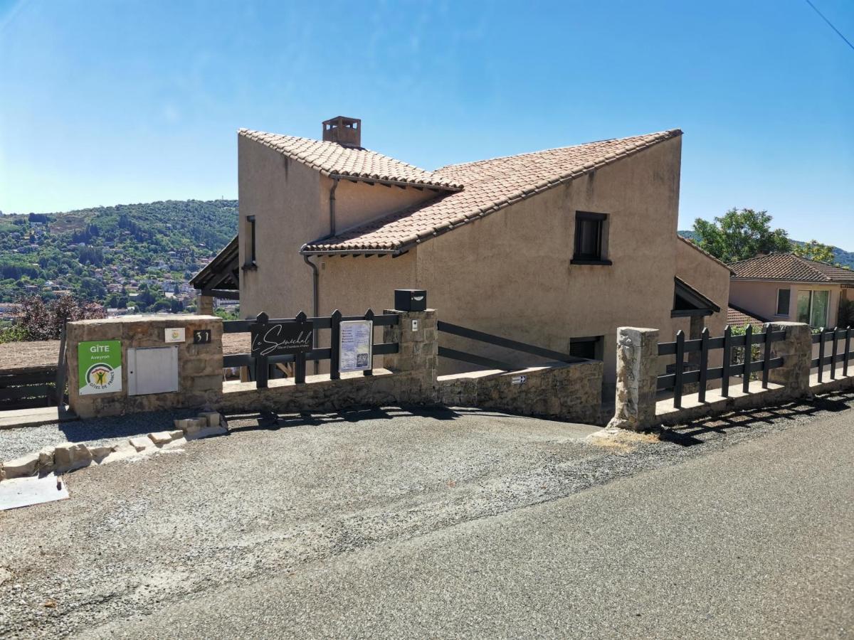 Le Senechal Bed and Breakfast Villefranche-de-Rouergue Εξωτερικό φωτογραφία
